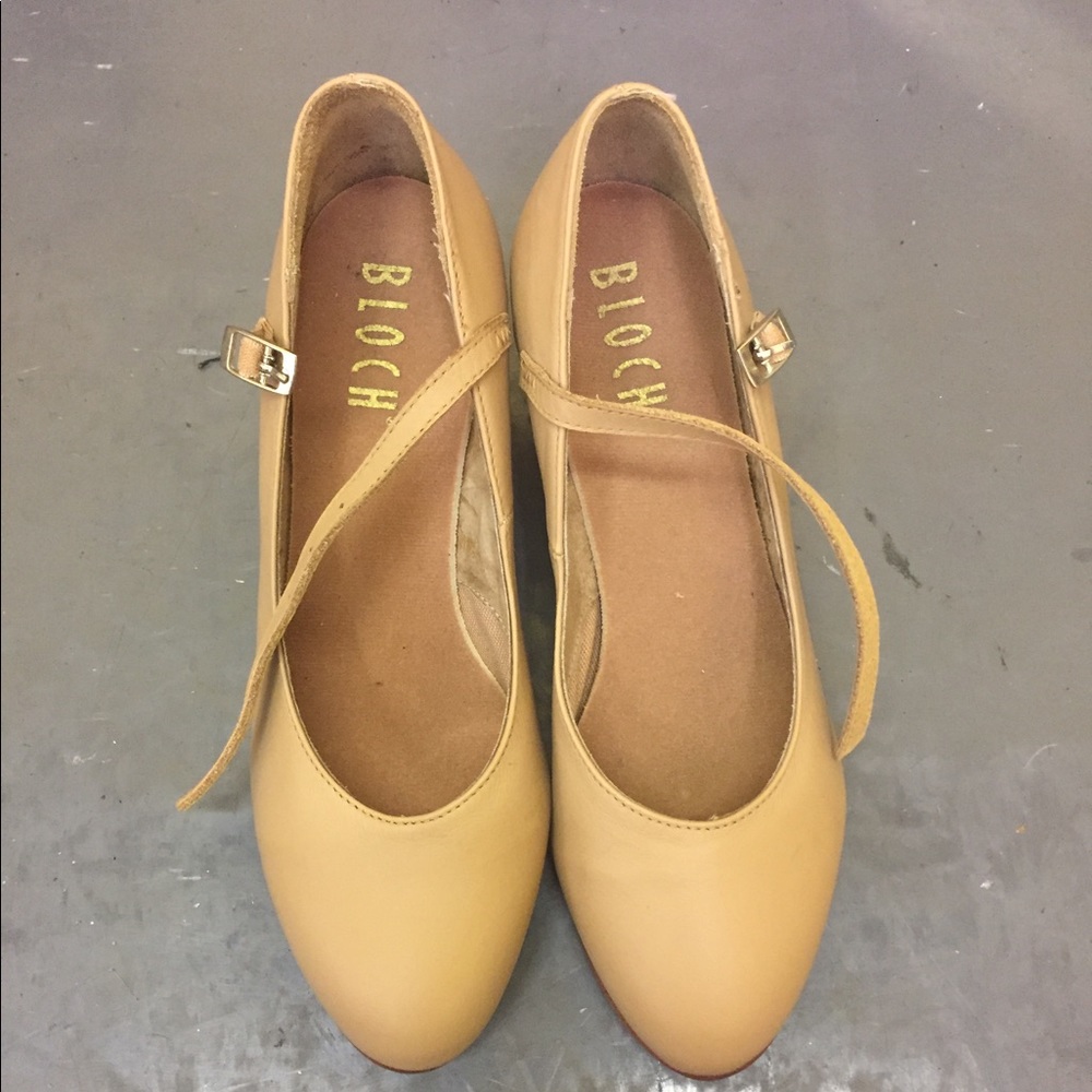 BLOCH CURTAIN CALL CHARACTER SHOE
